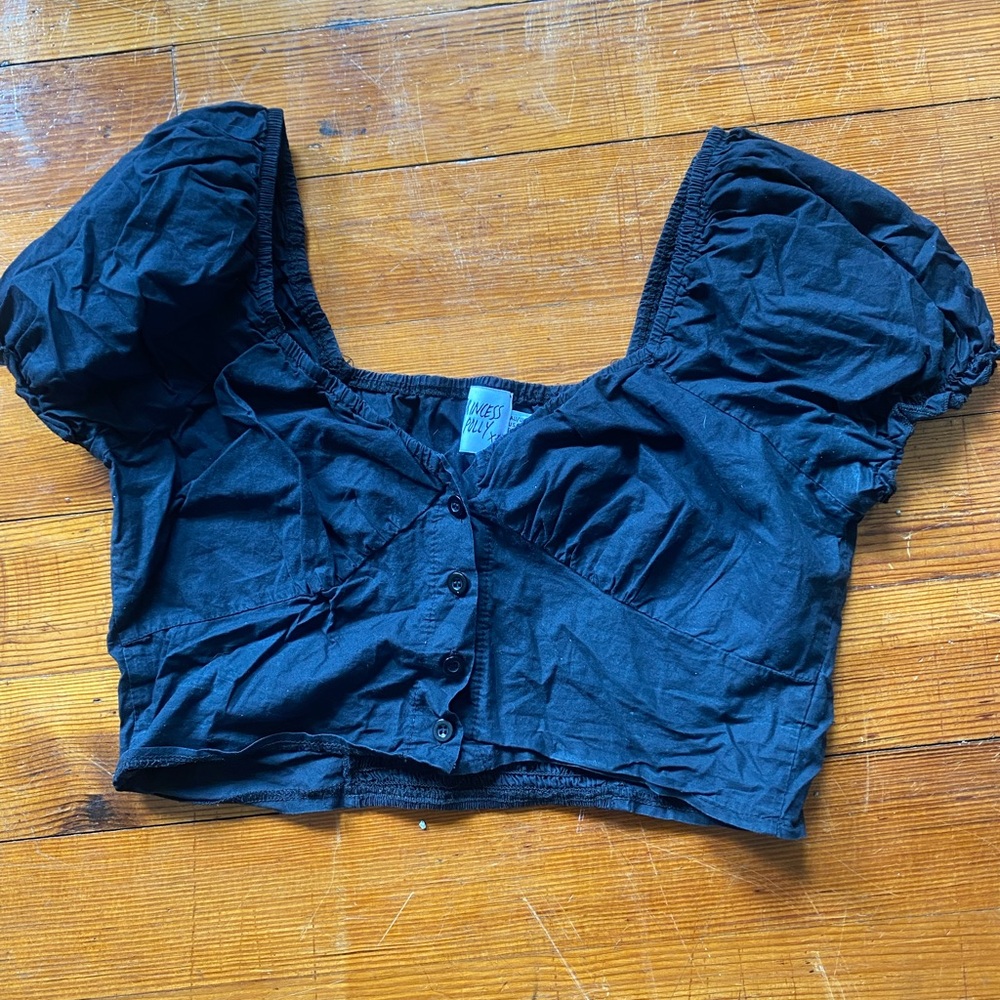 Black Puff Sleeve Crop Top